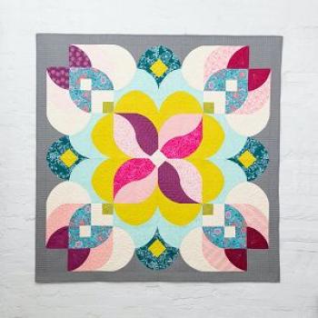Posh Blossom von Sew Kind of Wonderful